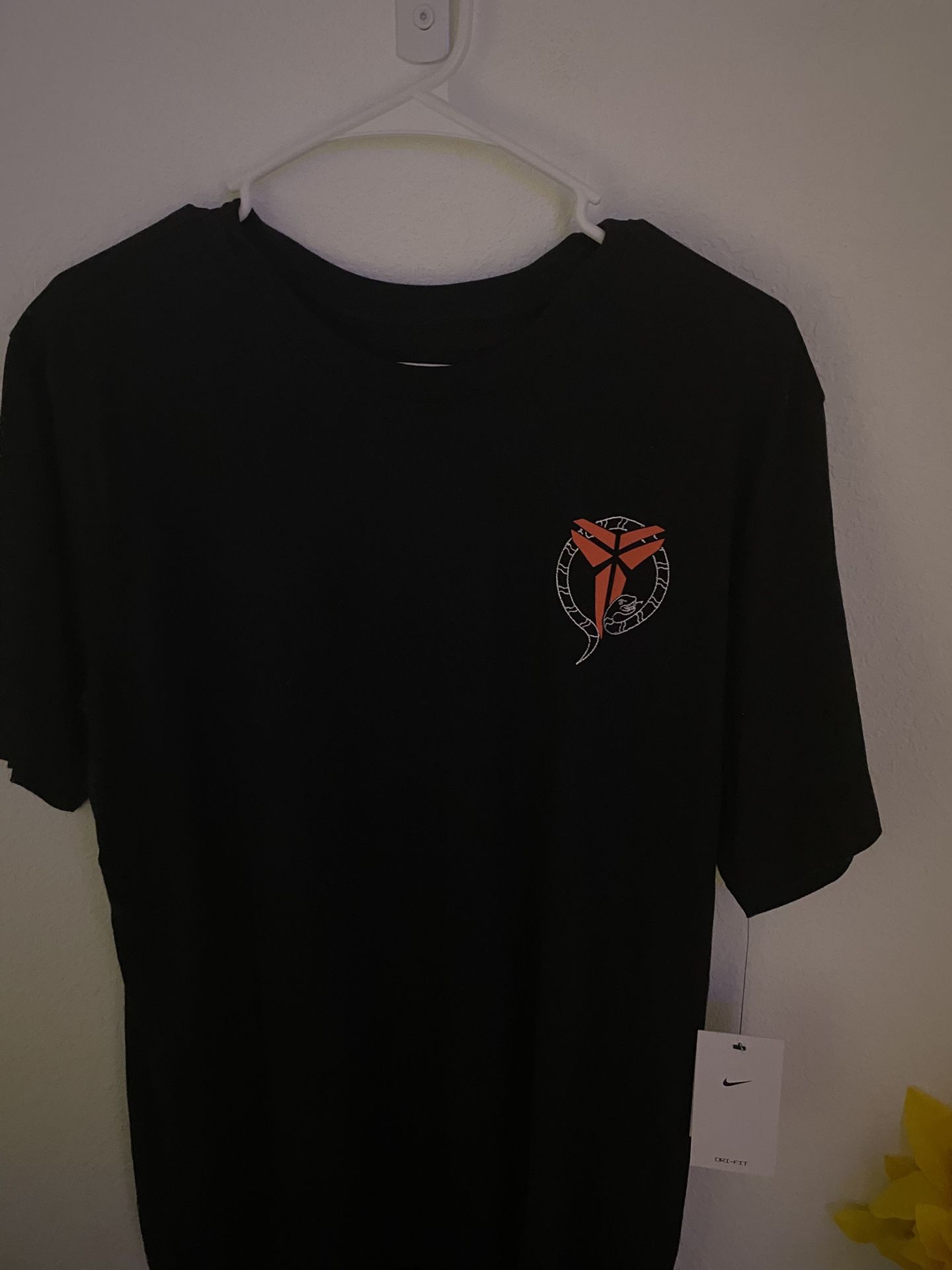 Nike Kobe Bryant Mamba Shirt Size L