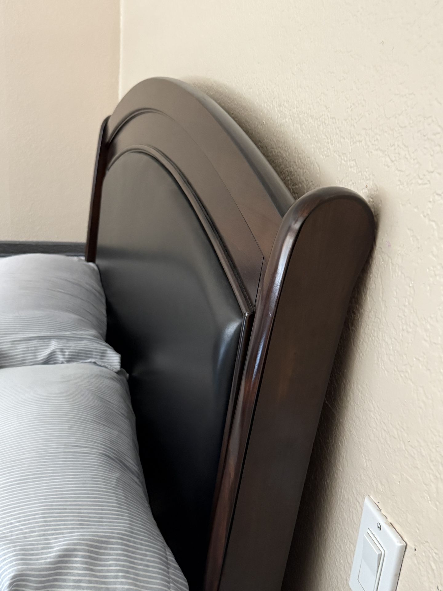 Twin Bed
