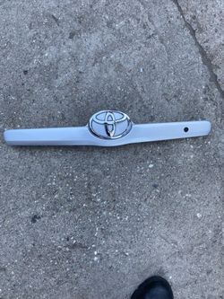 Toyota Camry 07-11 rear trunk molding trim