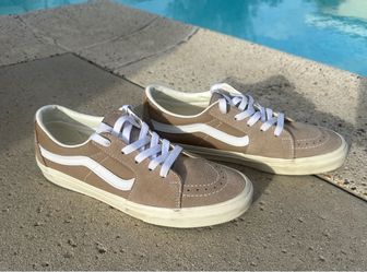 Vans Old Skool Brown & White (unisex) Sneakers –  Men’s 8.5 /Women’s Size 10