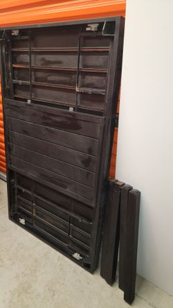 Metal patio table & 6 chairs