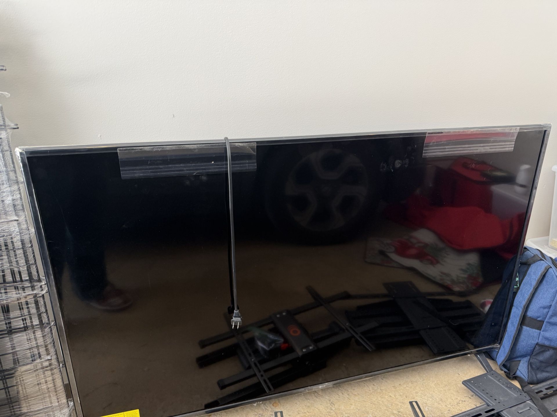 55 Inch LG Flatscreen TV