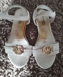 Michael kors girls size 1