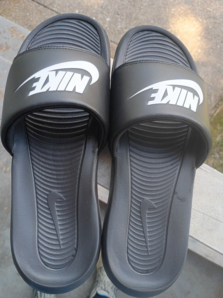 Nike Men's Slides