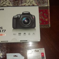 Canon EOS REBEL T7 EF-S 18-55 IS II Kit