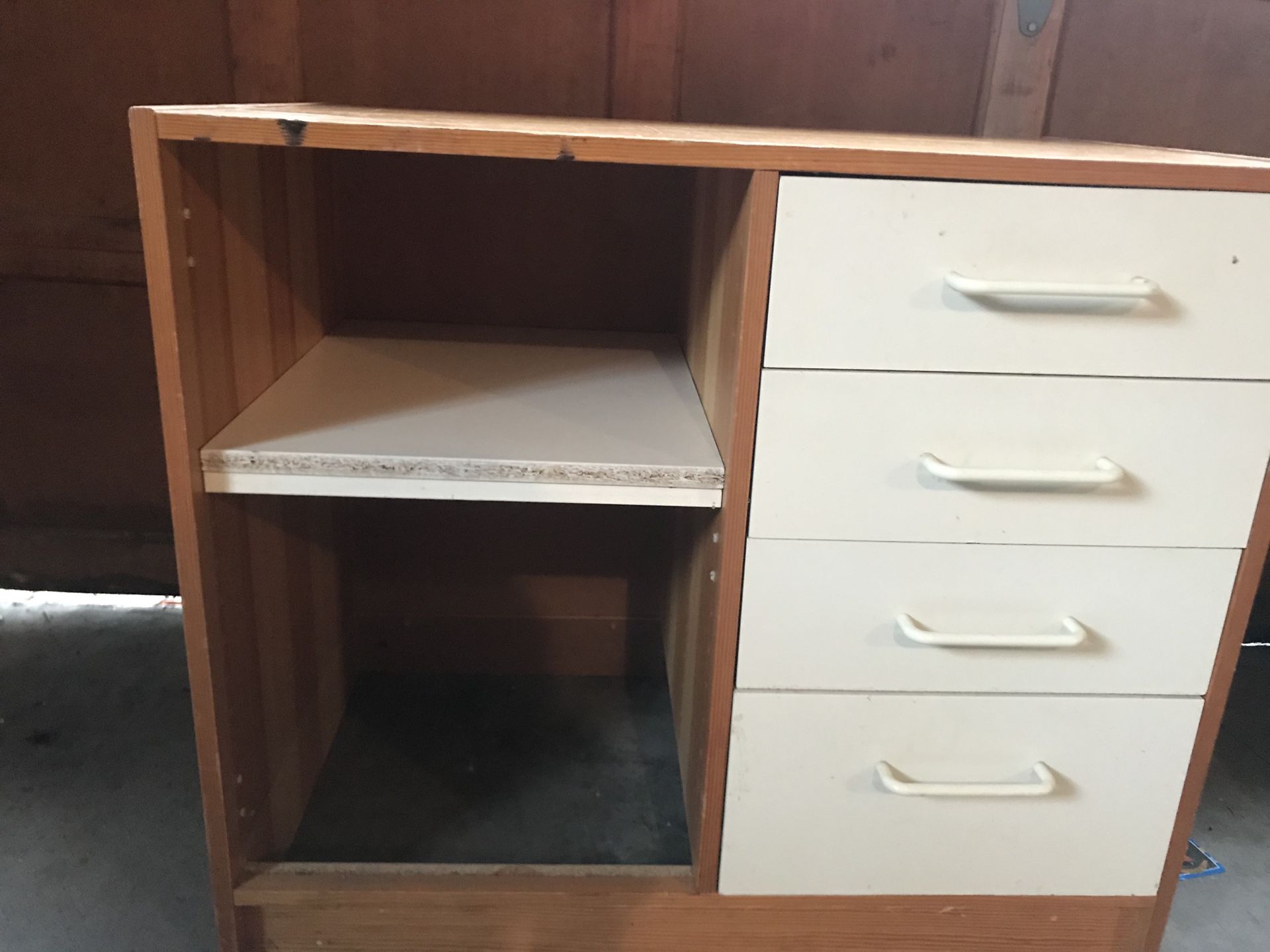 Free cabinet / shelving storage unit