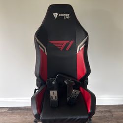 Gaming chair