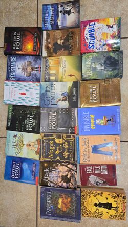 Books for teens, preteens. Teacher's picks. Best sellers.