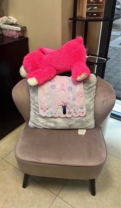 Sofa accent chair velvet pink excellent condition