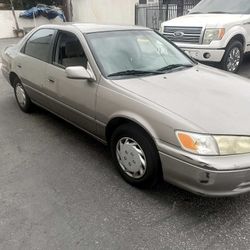 2001 Toyota Camry