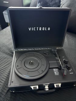 Victrola Vinyl Record Player/ missing power cord