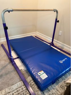 Tumbl Trak Kip Bar and mat