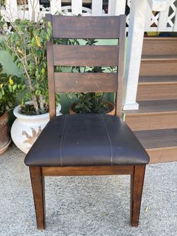 Table Chair Wood Silla De Madera $10
