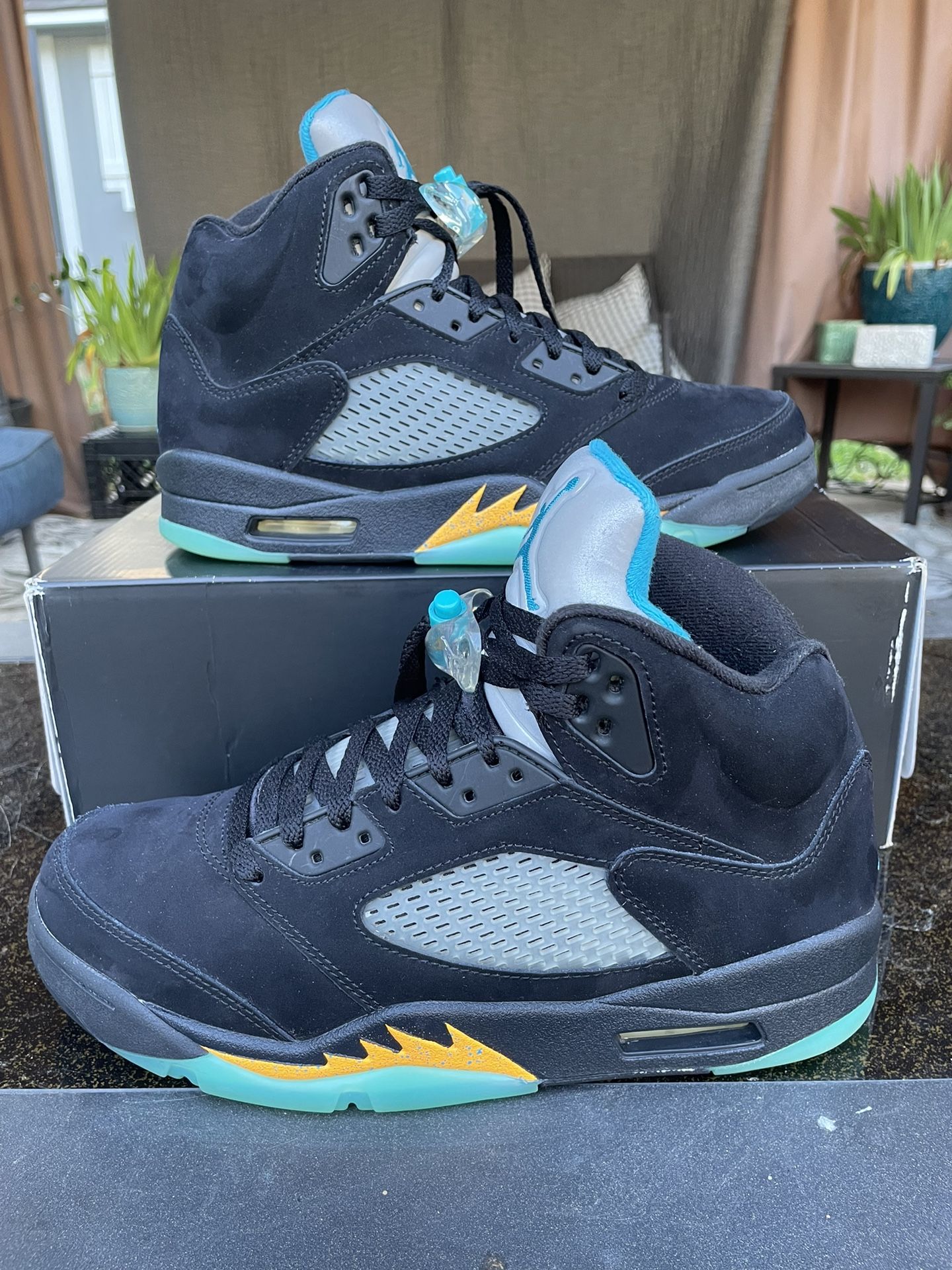Jordan 5 Retro Aqua