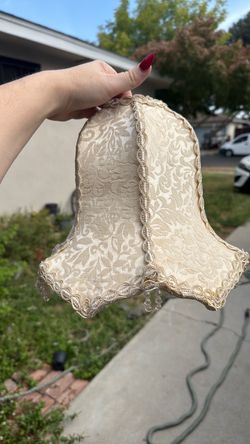 Lamp shade