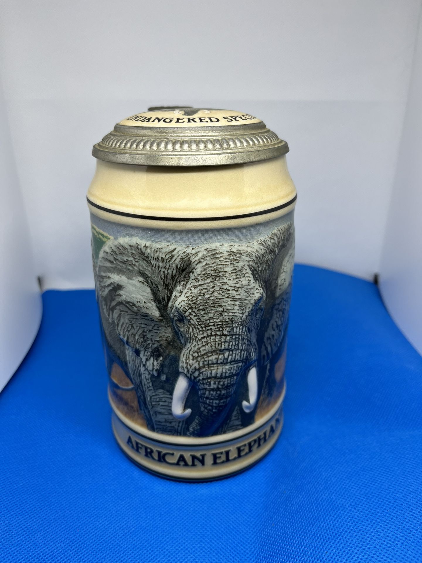 Budweiser Anheuser-Bush Endangered Species African Elephant Beer Stein 1990