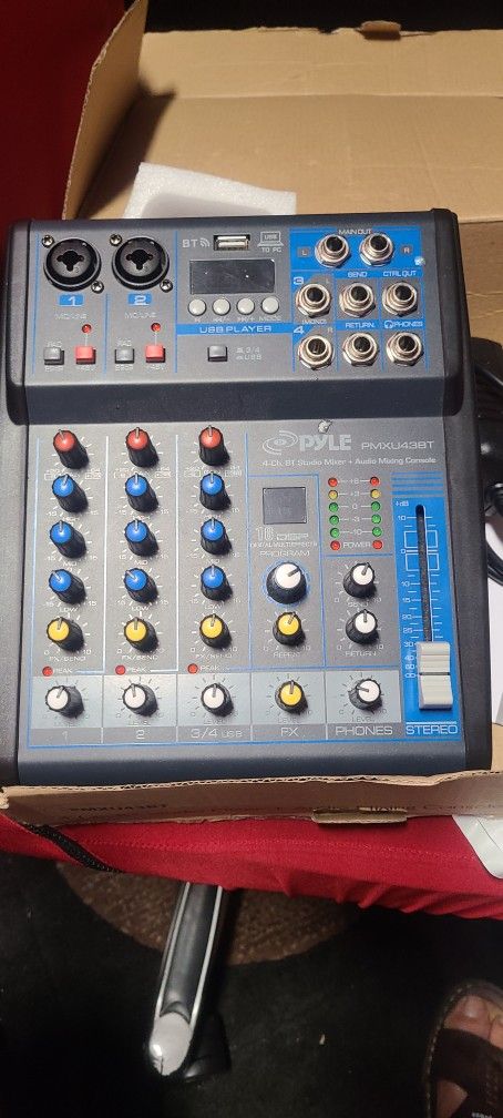 sound mixer