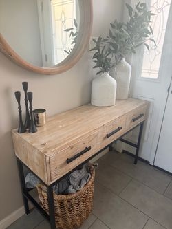 Homegoods wood entryway table console