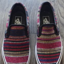 WOMEN'S VANS ATHLETIC SHOES NC SIZE 6 