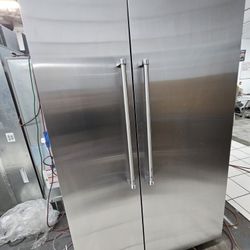 48" VIKING BUILT IN STAINLESS STEEL REFRIGERATOR 