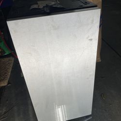 New, Never Used, GE Trash Compactor 