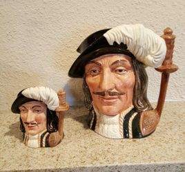 ROYAL DOULTON larg and small Toby Mug "Athos" 1955