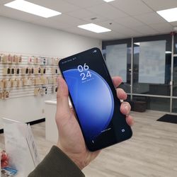 Samsung Galaxy S23 FE (Unlocked) - Pre-Owned