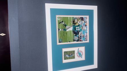 Ryan Tannehill Signed 8 X 10 Photo Framed