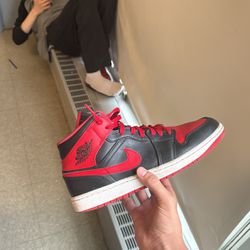 Jordan 1 Highs Red And Black
