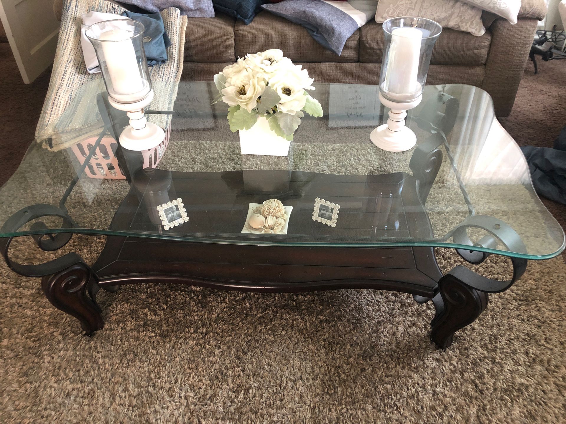 Coffee table and end table