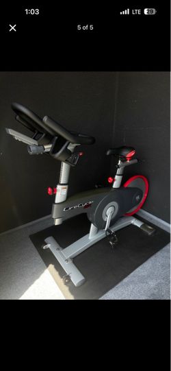 Life Fitness GX Indoor Cycling Bike – Like New