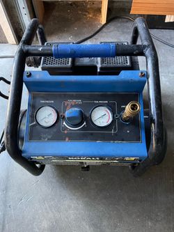 Small air compressor