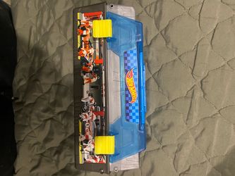 Hot Wheels 2015 Race Case Dual Lane Launcher and Storage Toolbox