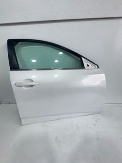 (1040) 20-25 Nissan Sentra Right Front Door 2020 2021 2022 2023 2024 2025