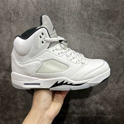Air Jordan 5 Retro 'White Black'