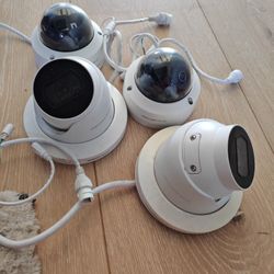 https://offerup.com/redirect/?o=QWxhcm0uQ29t Cameras 