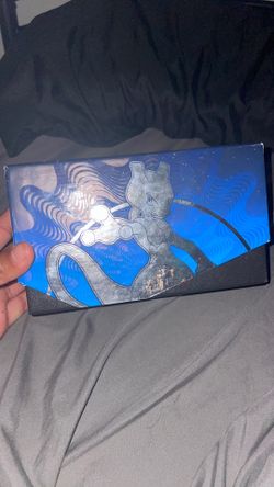Mewtwo booster box