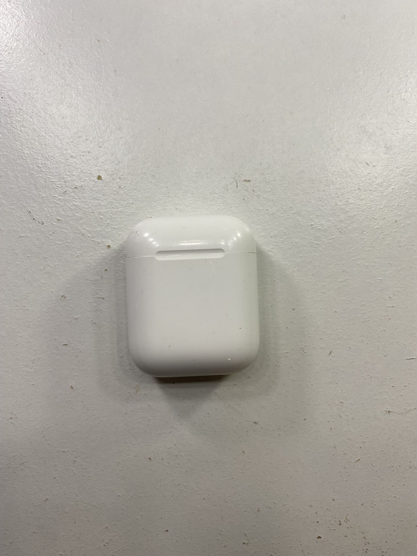 Apple AirPods Charger Case
