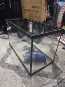 30 gal tank with air pump