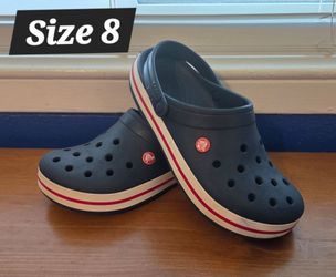 Crocs men's size 8
