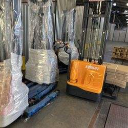 New Forklift Electric Pallet Stackers Machines 