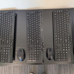 Wireless Keyboard and Mouse Combo (Like New) – Office Equipment- 30$ as a set