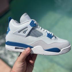 Jordan 4 “military Blue”