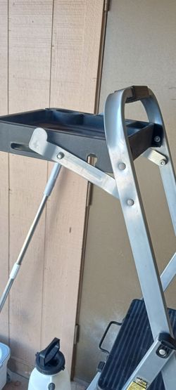 Step ladder multiple use