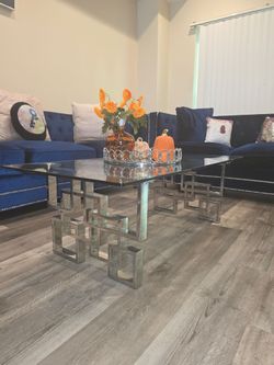 ​Modern Chrome & Glass 3-Piece Living Room Table Set – Meridian Alexis Collection
$600