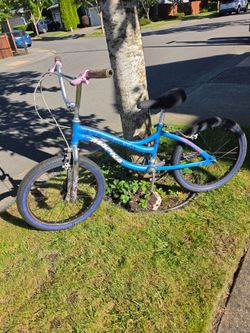 Kids Bike Magna BeDazzLed 20", Hand and Foot Break, 4-10 Years, Good Condition
