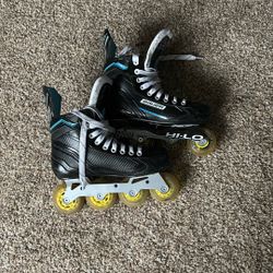 Bauer Size 5 Roller Blades 