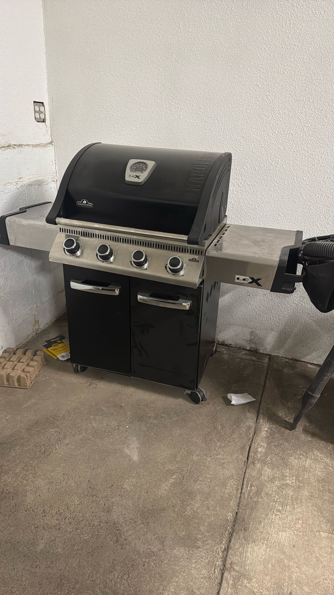 Napoleon Grill