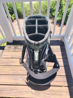 Taylor Made Stand Gold Bag-Great Condition