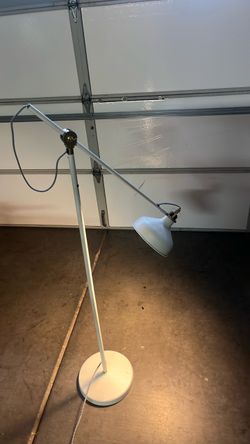 Floor lamp